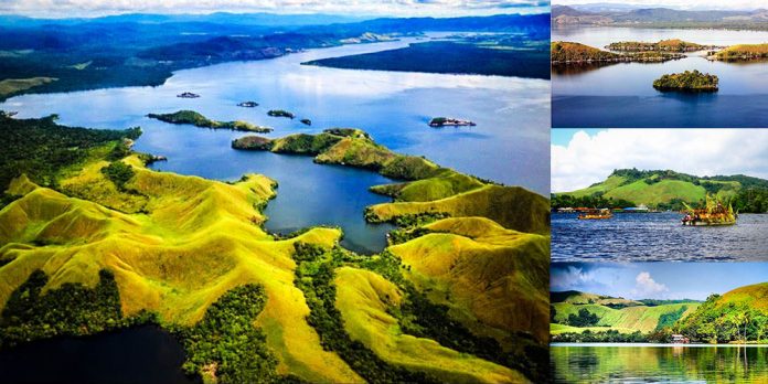 Sentani-Lake,-Jayapura-_-Papua-JustgoIndonesia